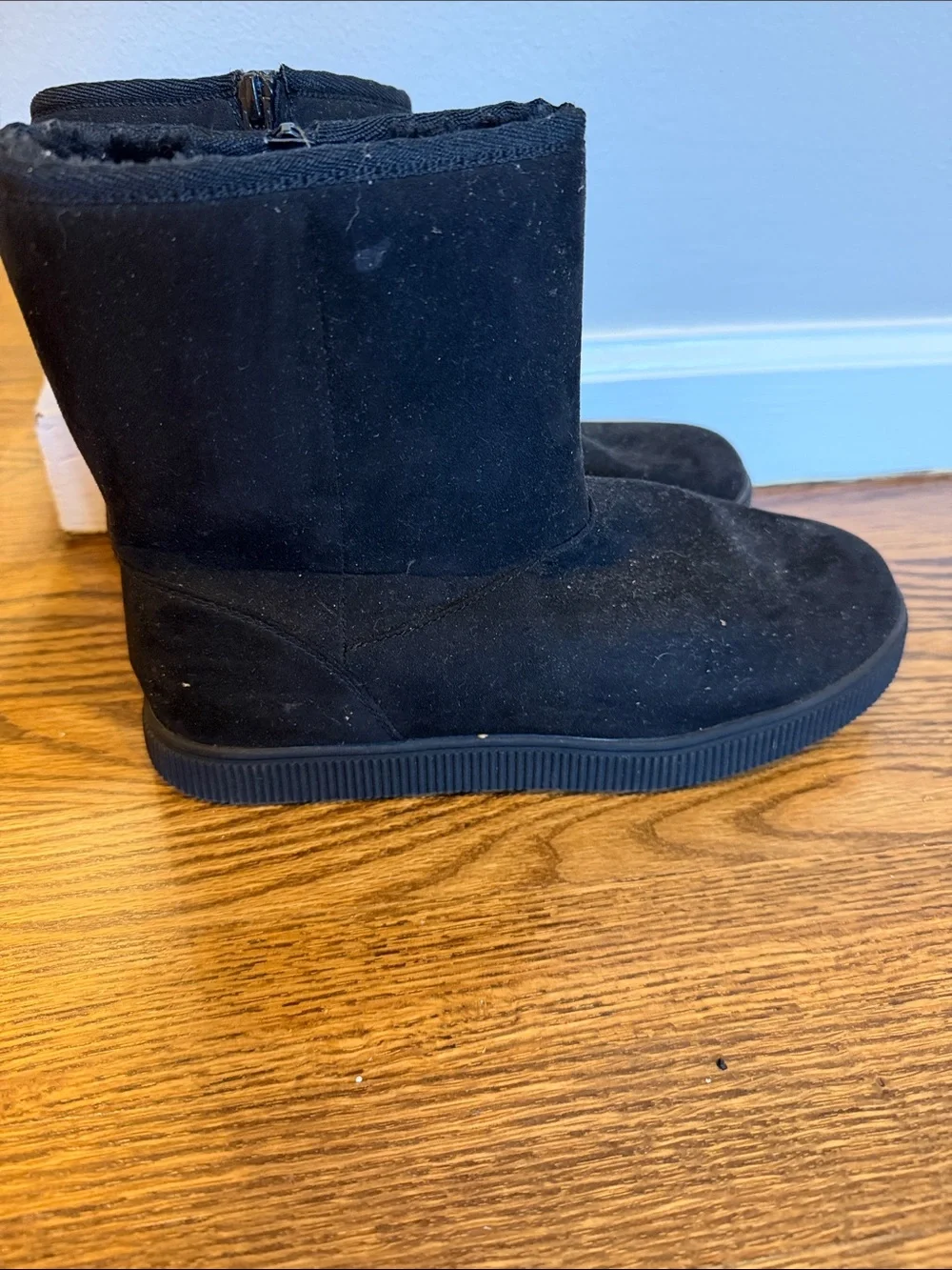 Cat & Jack durable black